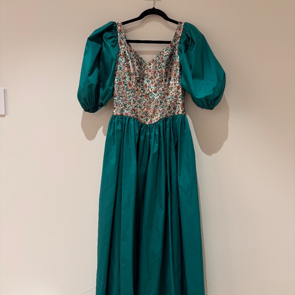 Formal Green Taffeta w/ Tapestry